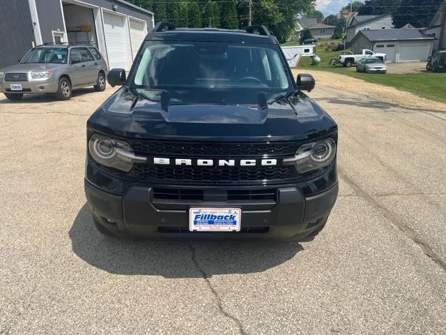 New 2025 Shadow Black Ford Outer Banks® image 11