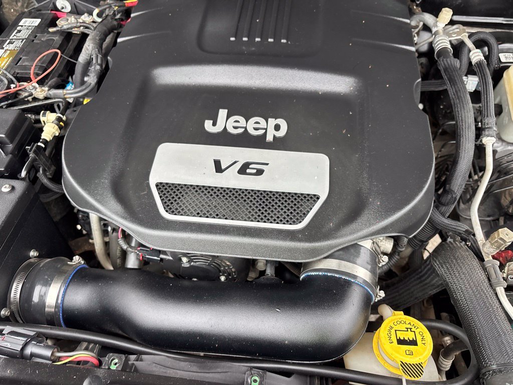 Certified Used 2016 Black Jeep Unlimited Sport image 42