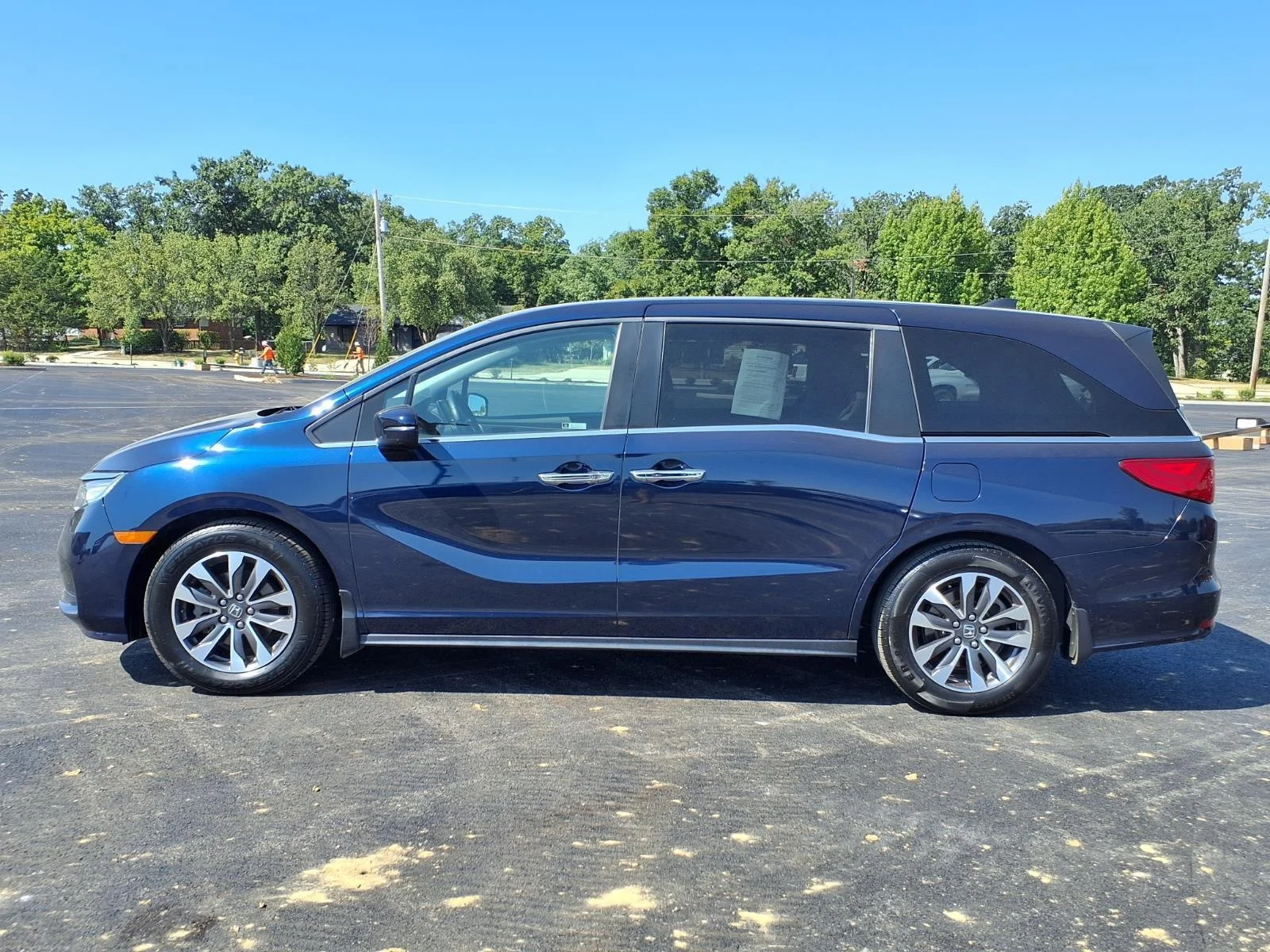 Used 2021 Obsidian Blue Pearl Honda  image 15