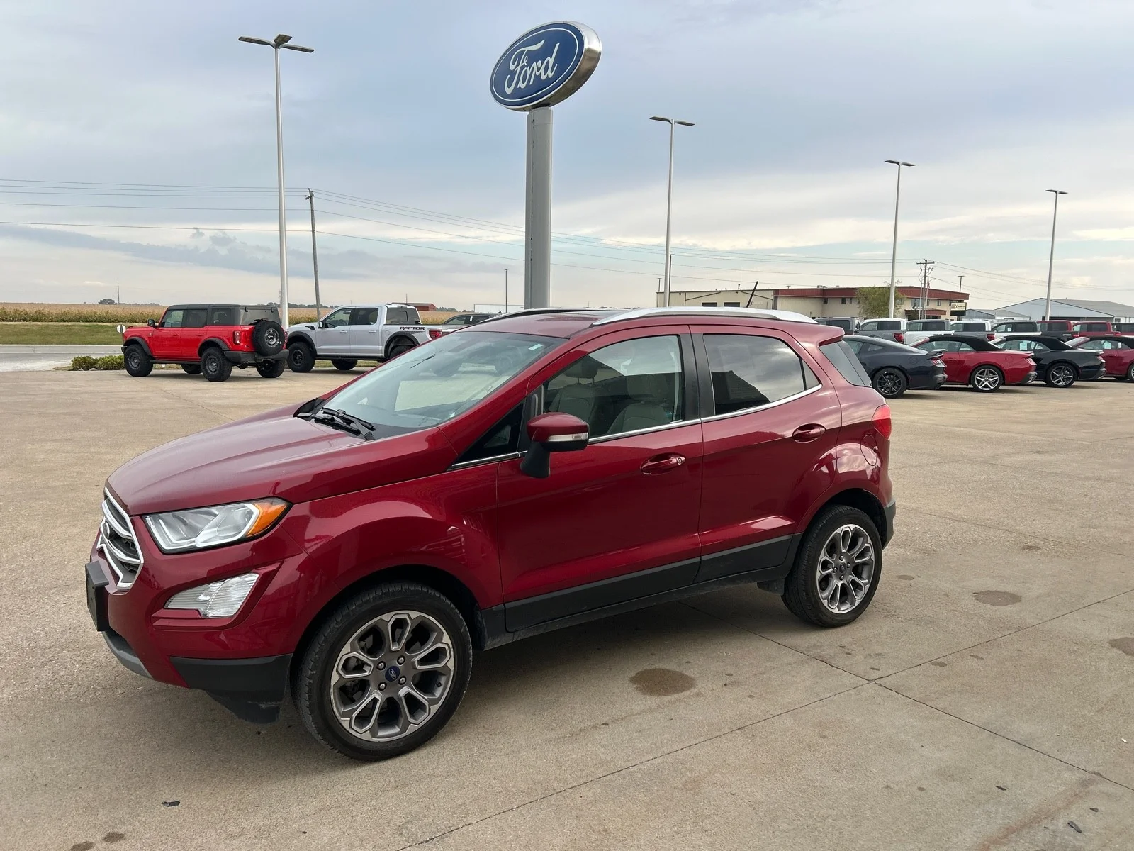 Used 2018 Ruby Red Metallic Tinted Clearcoat Ford Titanium image 5