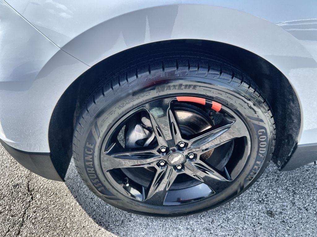 Used 2020 White Chevrolet LT image 10