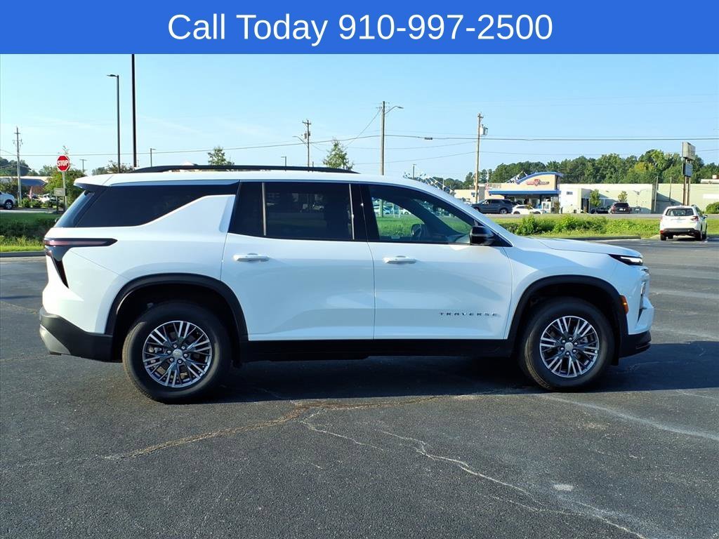 Used 2026 Summit White Chevrolet LT image 7