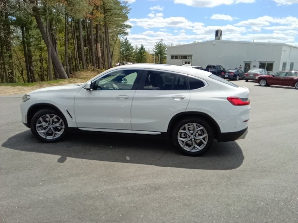 Certified Used 2024 Alpine White BMW xDrive30i image 4