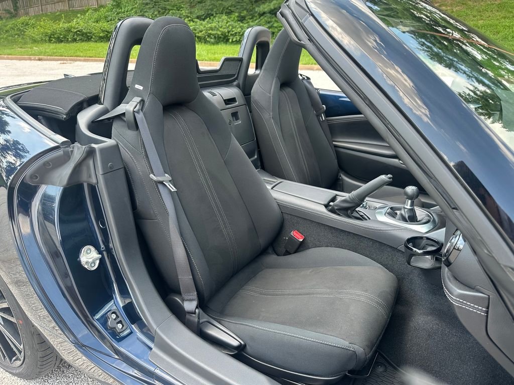 Used 2025 Blue Mazda Club image 32