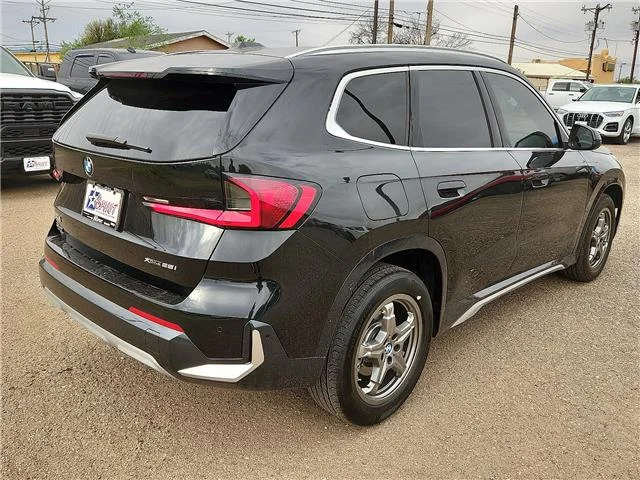 Used 2025 Black BMW xDrive28i All-Wheel Drive Sports Activity Vehicle image 4