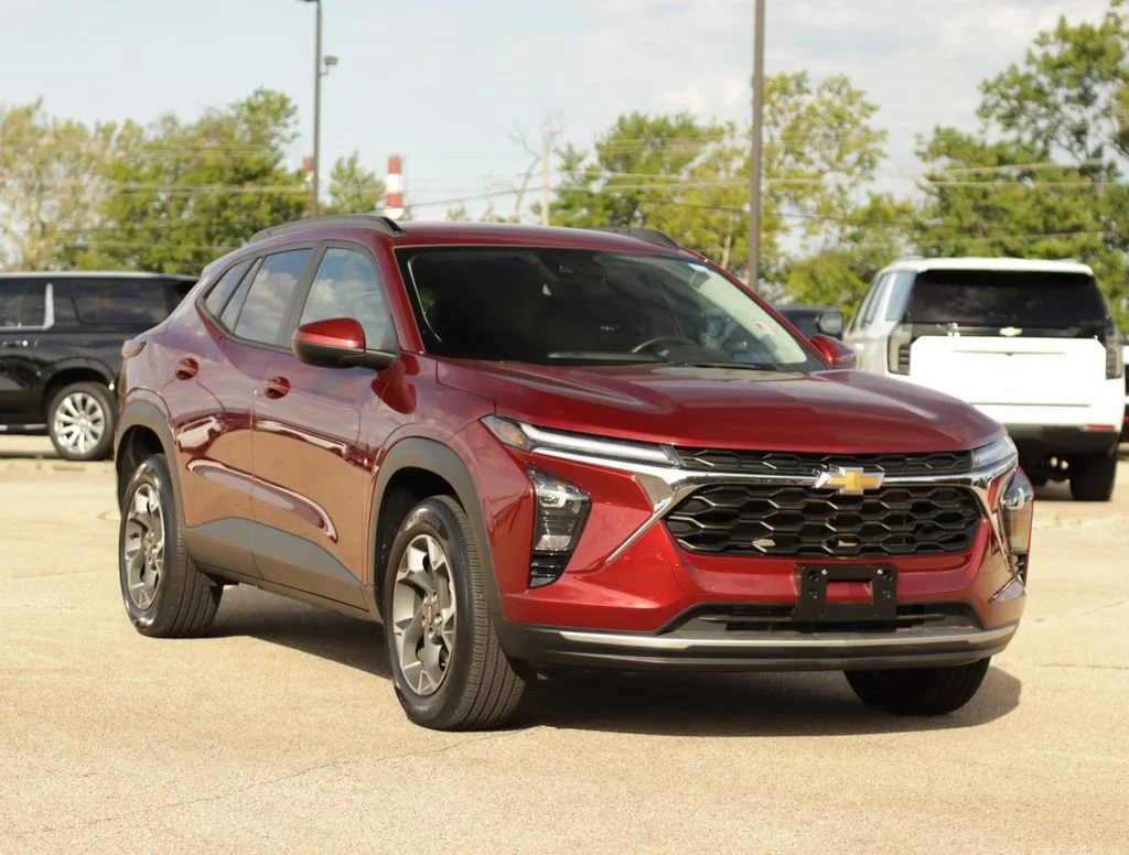 2024 Chevrolet Trax LT's photo
