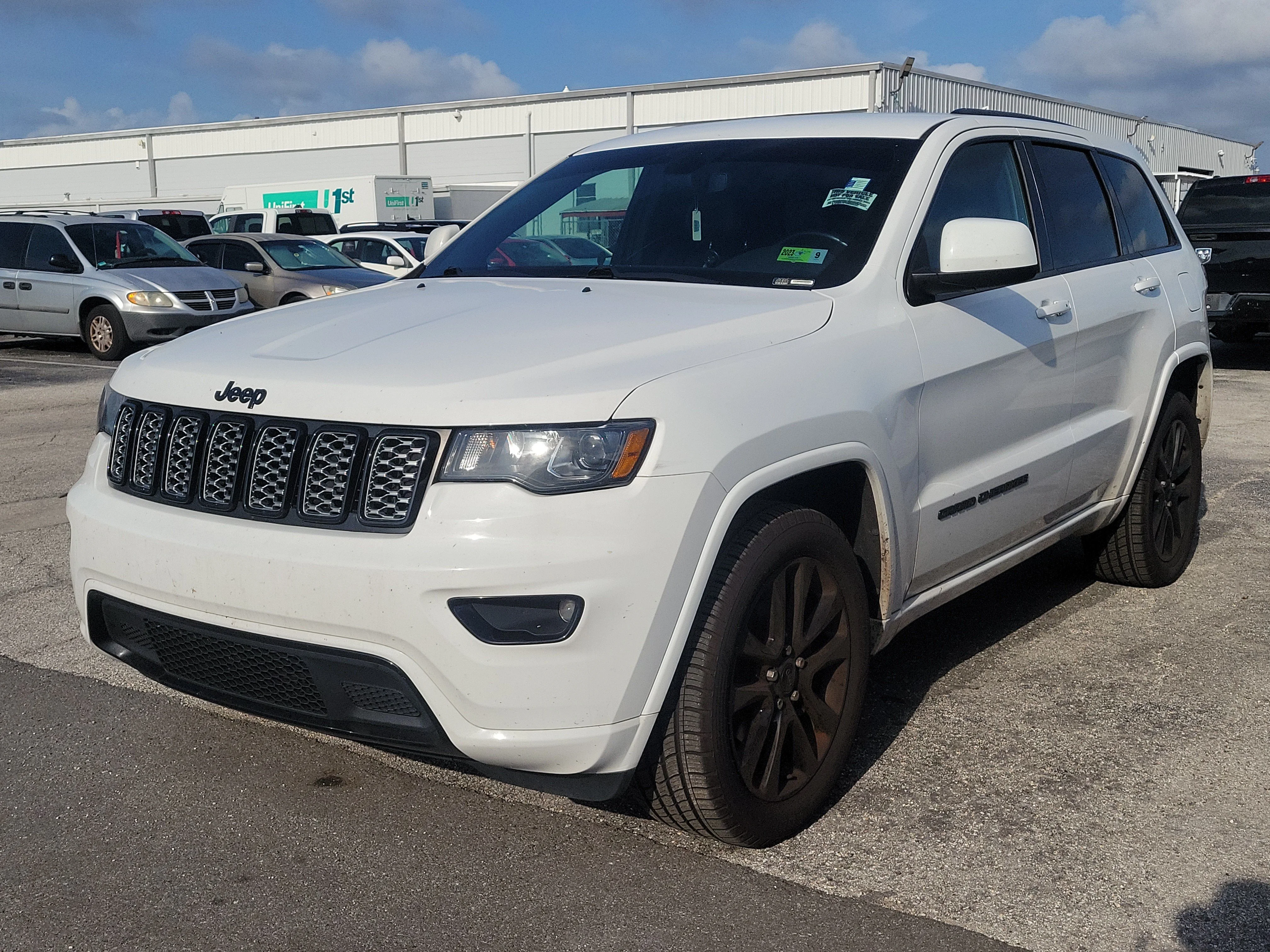 Used 2020 Bright White Clearcoat Jeep Altitude image 3