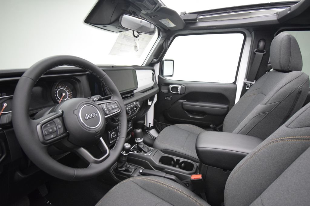 New 2026 Bright White Clear-Coat Exterior Paint Jeep Sport S image 31