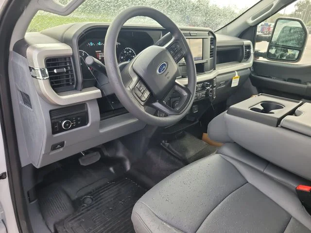 New 2026 Oxford White Ford XL image 19