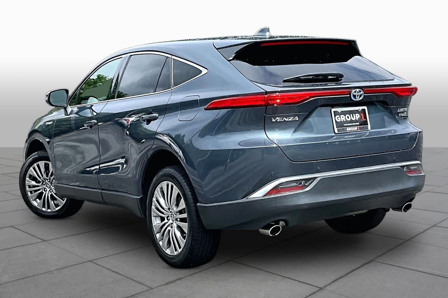 Used 2021 Coastal Gray Metallic Toyota Limited image 12