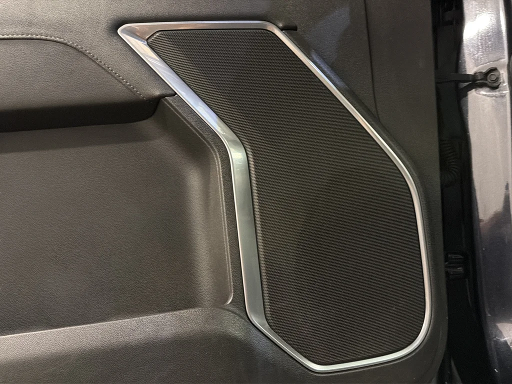 Used 2022 Gray Chevrolet LT image 29