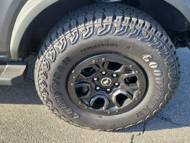 Certified Used 2023 Carbonized Gray Metallic Ford Wildtrak image 5