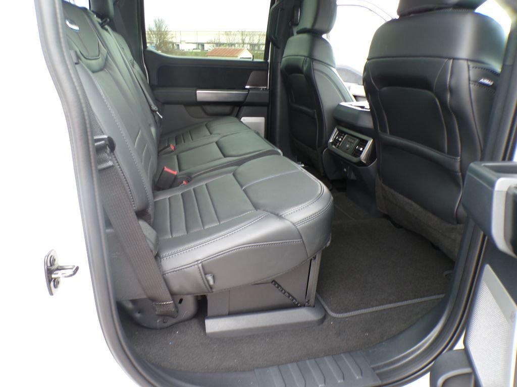 New 2026 Star White Metallic Tri-Coat Ford F-250® Platinum® image 33