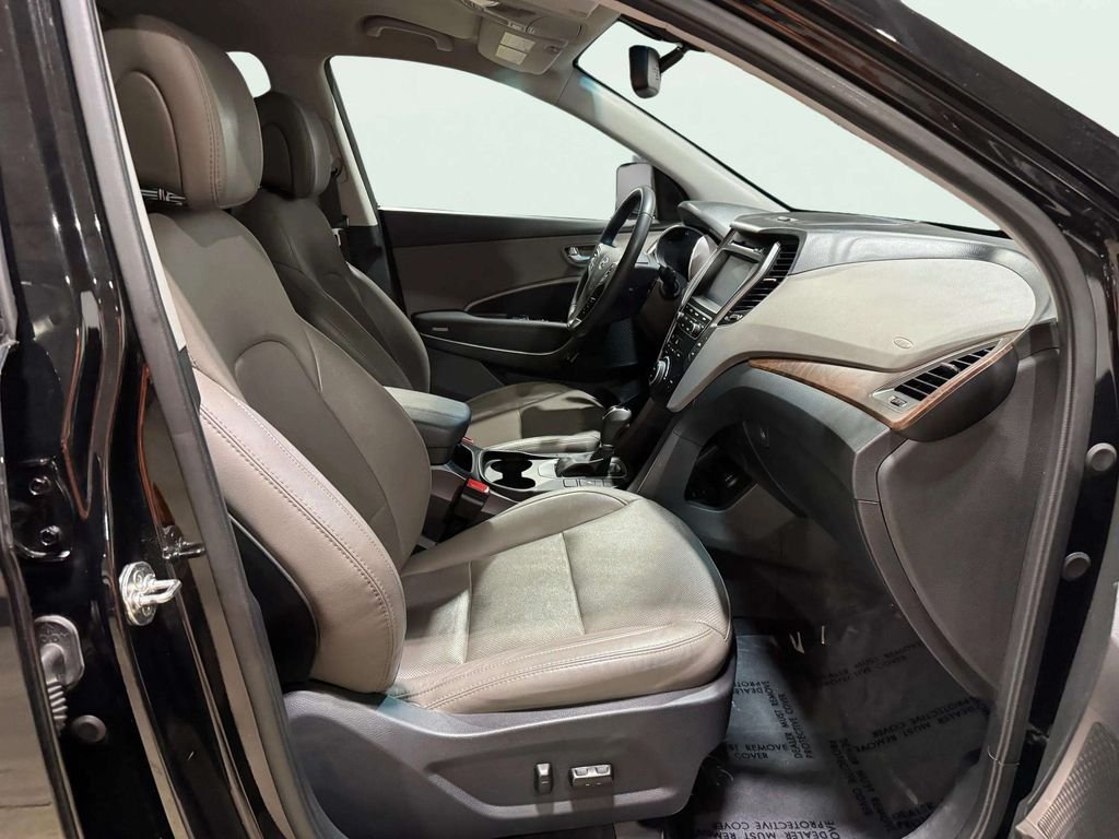 Used 2018 Black Hyundai 2.0T image 20