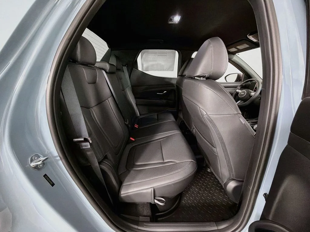 New 2027 Blue Stone Hyundai SE image 25
