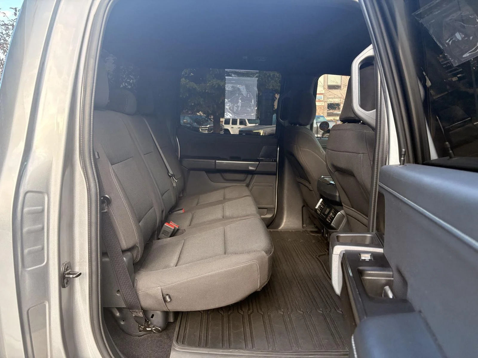 Used 2023 Iconic Silver Ford XLT image 11