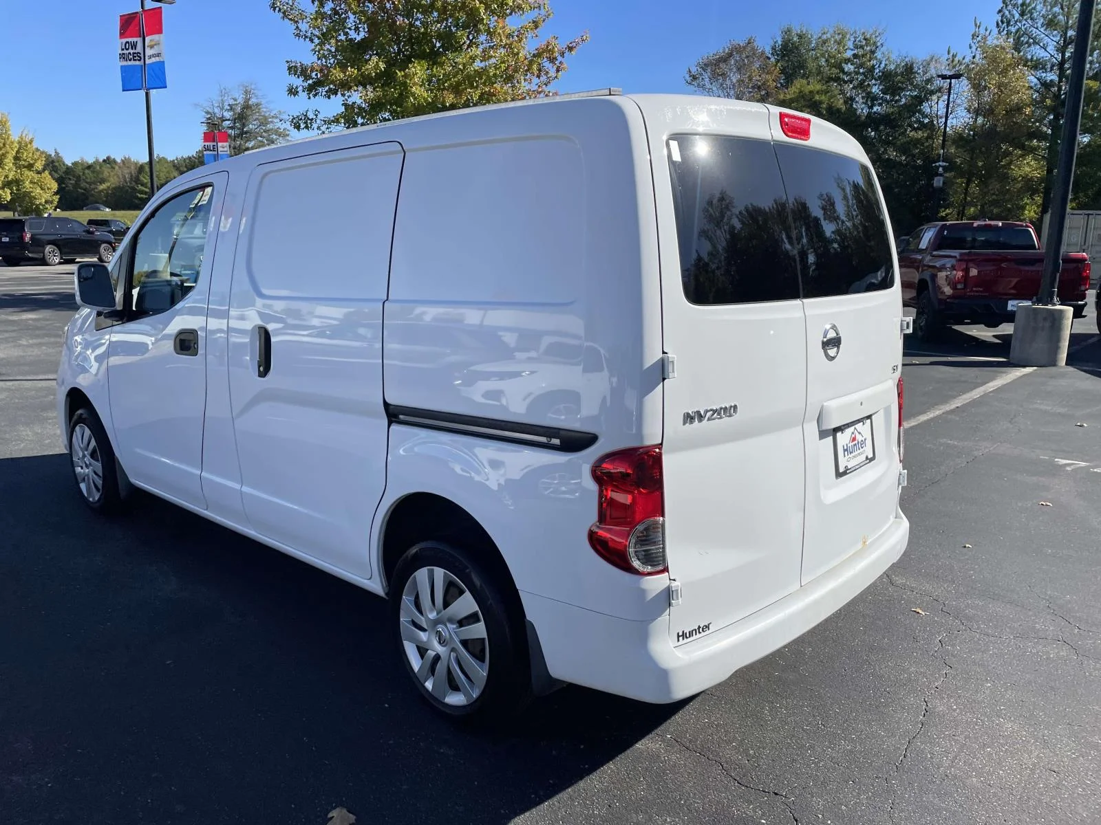 Used 2020 White Nissan SV Xtronic CVT image 4