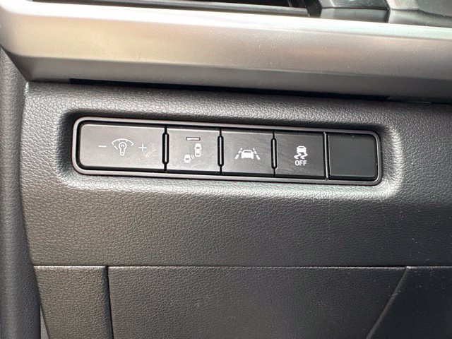 Certified Used 2021 Sangria Kia LX image 21