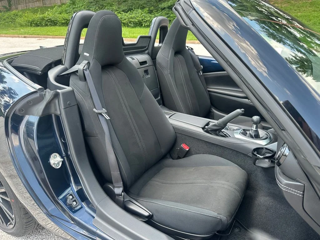 Used 2025 Blue Mazda Club image 32