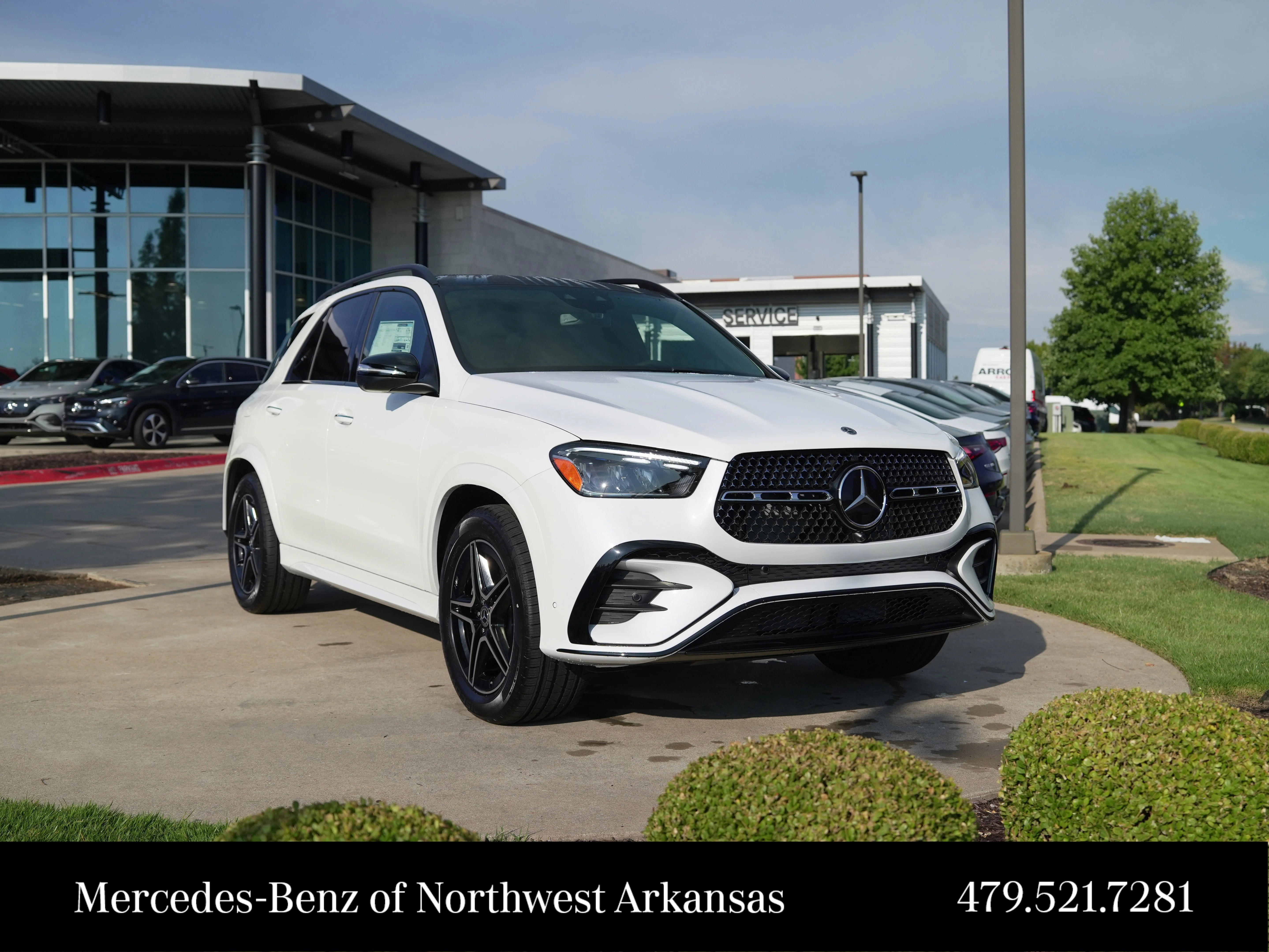 Used 2026 Moonlight White Mercedes-Benz GLE 350 image 1