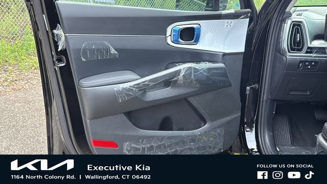New 2026 Aurora Black Pearl Kia EX AWD image 9