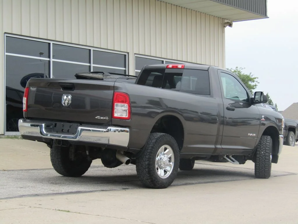 Used 2021 Gray Ram Tradesman image 3
