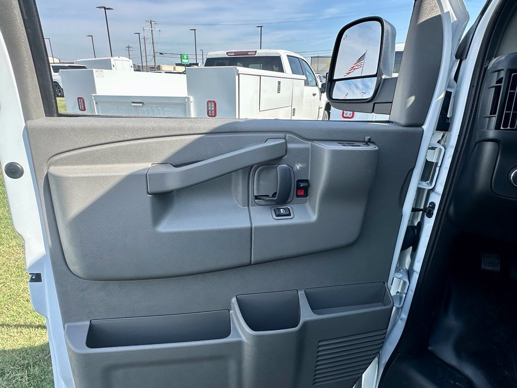 2026 GMC Savana Cargo Work Van - Photo 11