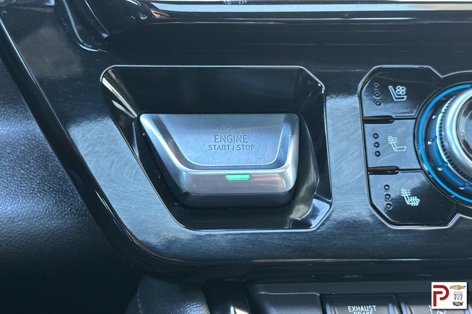 Used 2025 Gray GMC AT4 image 25