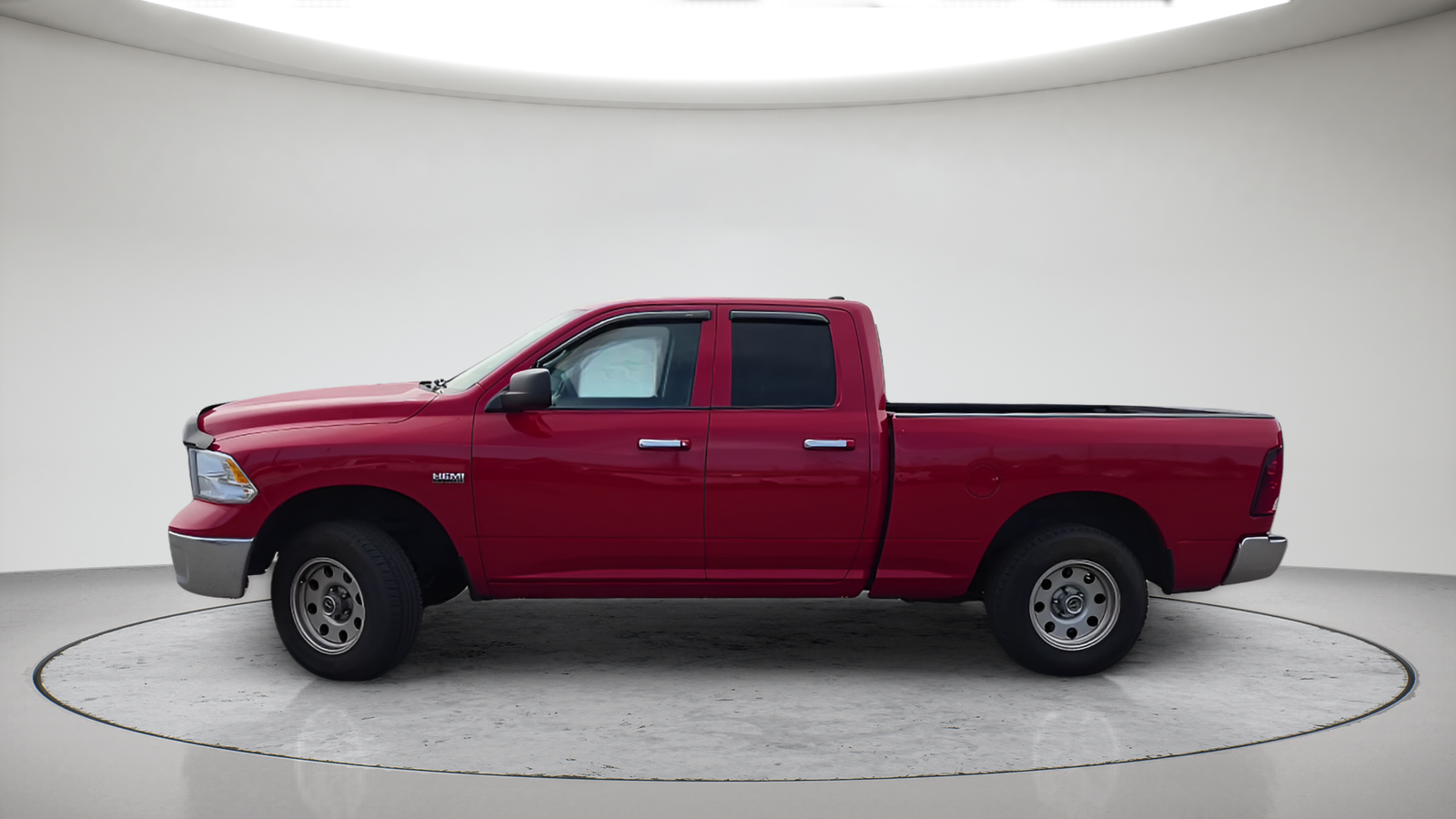 Used 2018 Flame Red Clearcoat Ram SLT image 11