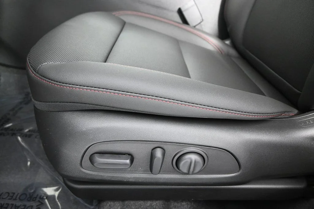 2026 Chevrolet Trax RS - Photo 21