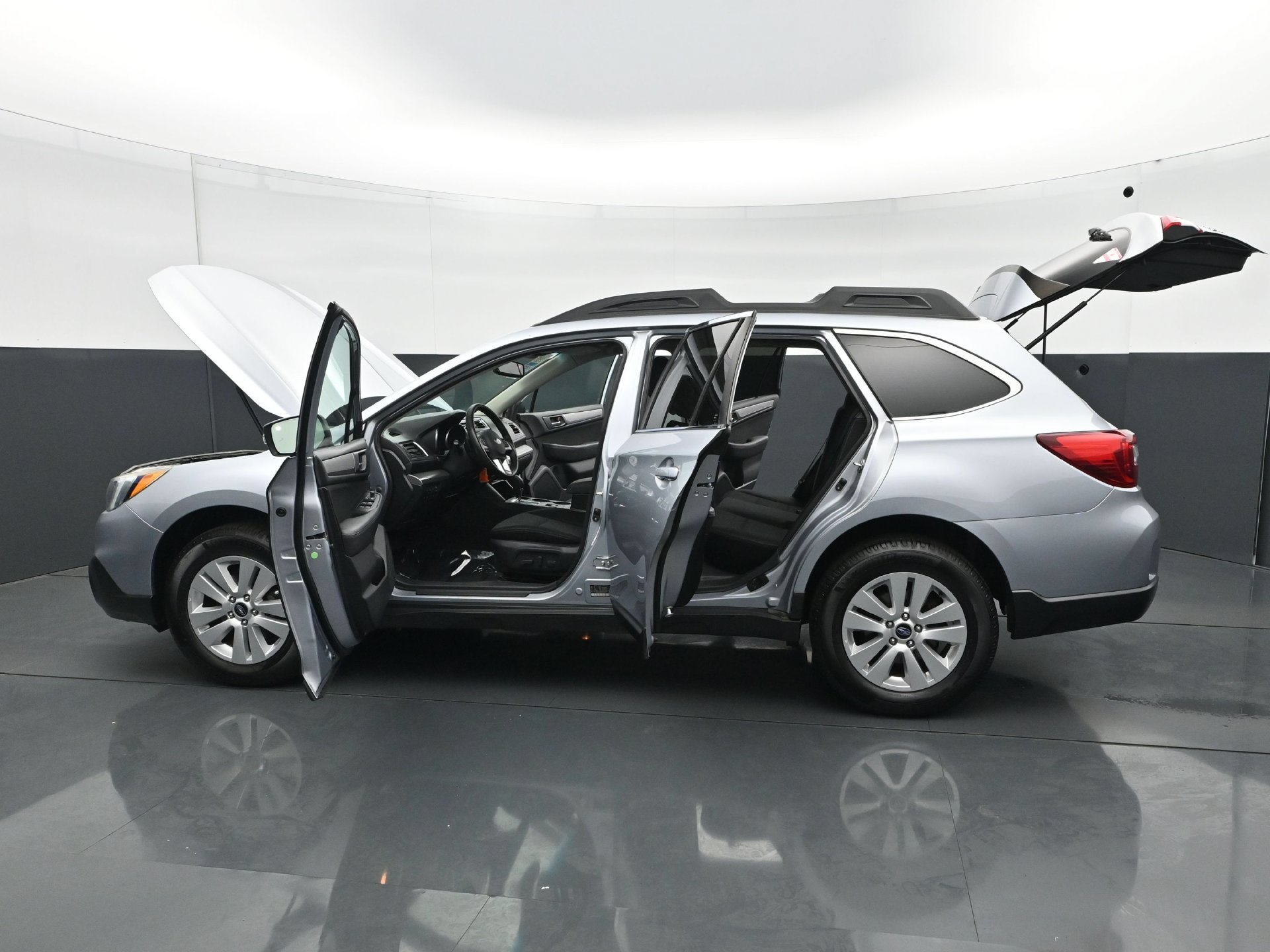 Used 2015 Ice Silver Metallic Subaru 2.5i Premium image 33
