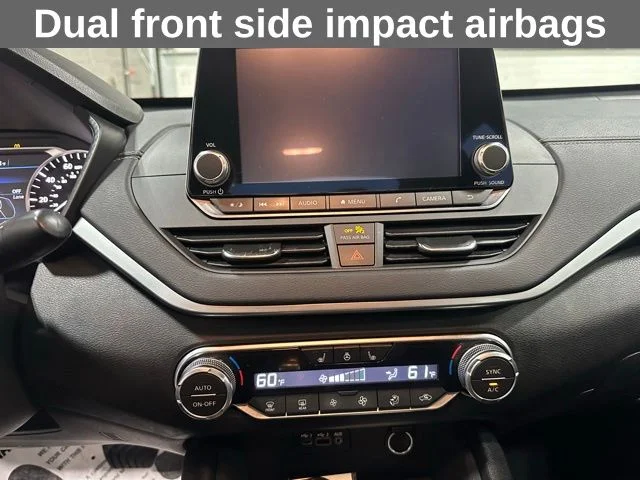 Used 2019 Blue Metallic Nissan 2.5 SV image 22