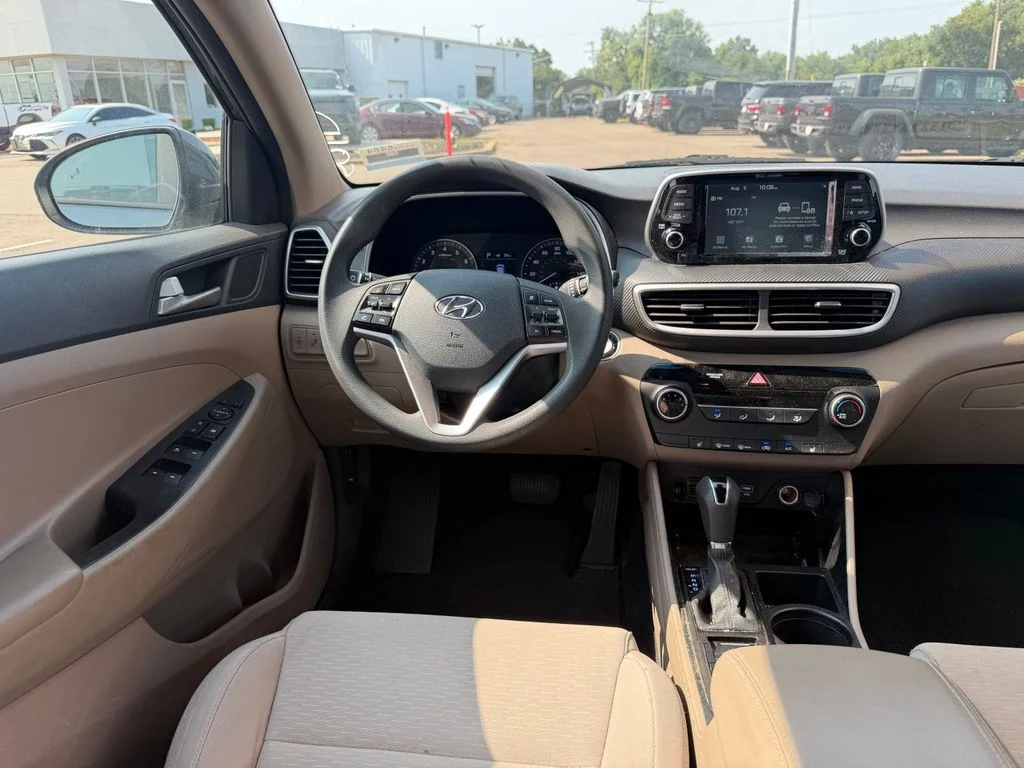 Used 2021 Blue Hyundai Value image 12