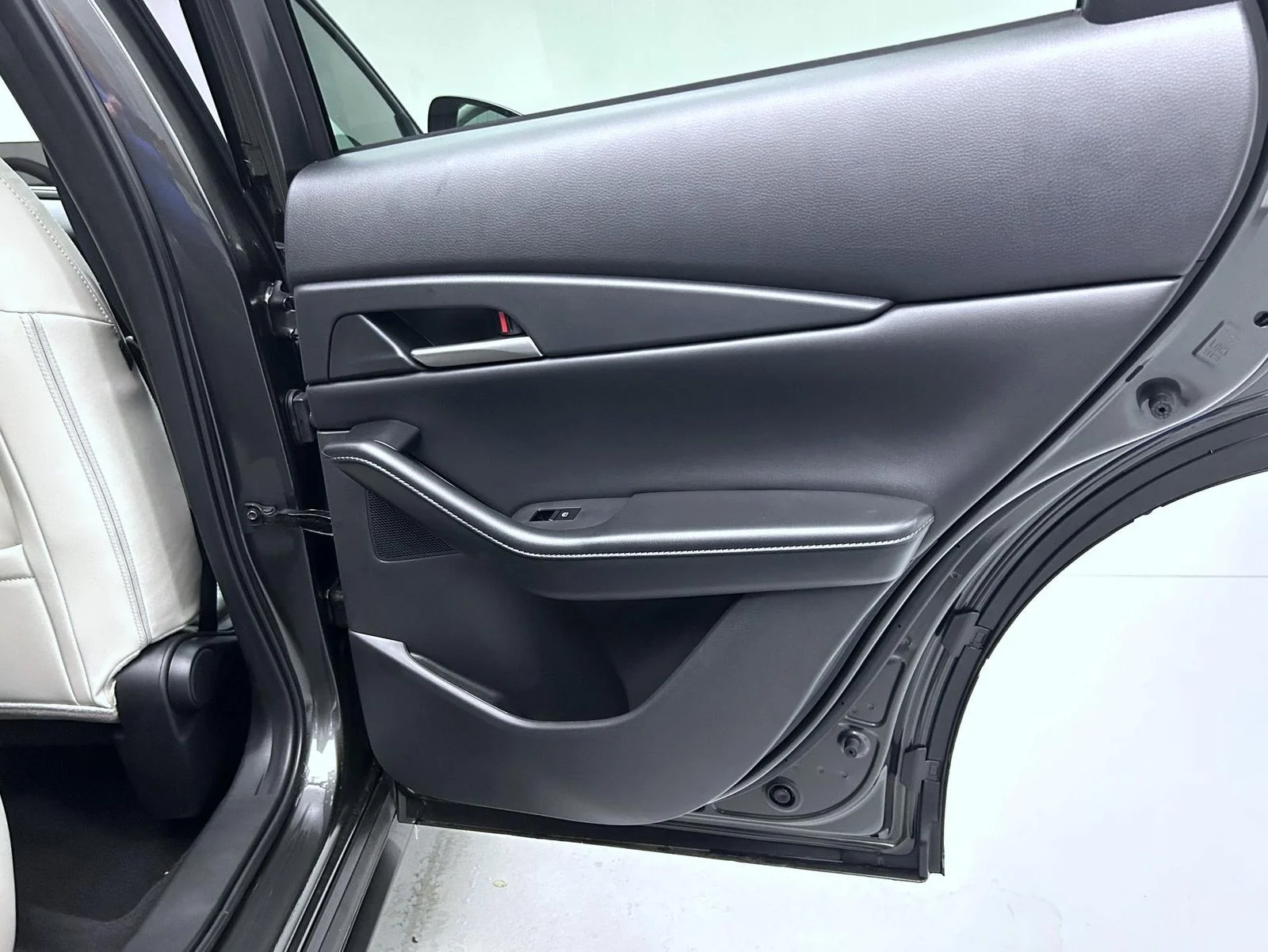 New 2026 Machine Gray Metallic Mazda 2.5 S Premium AWD image 18