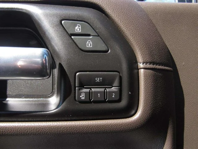 Used 2020 Pacific Blue Metallic GMC Denali image 22