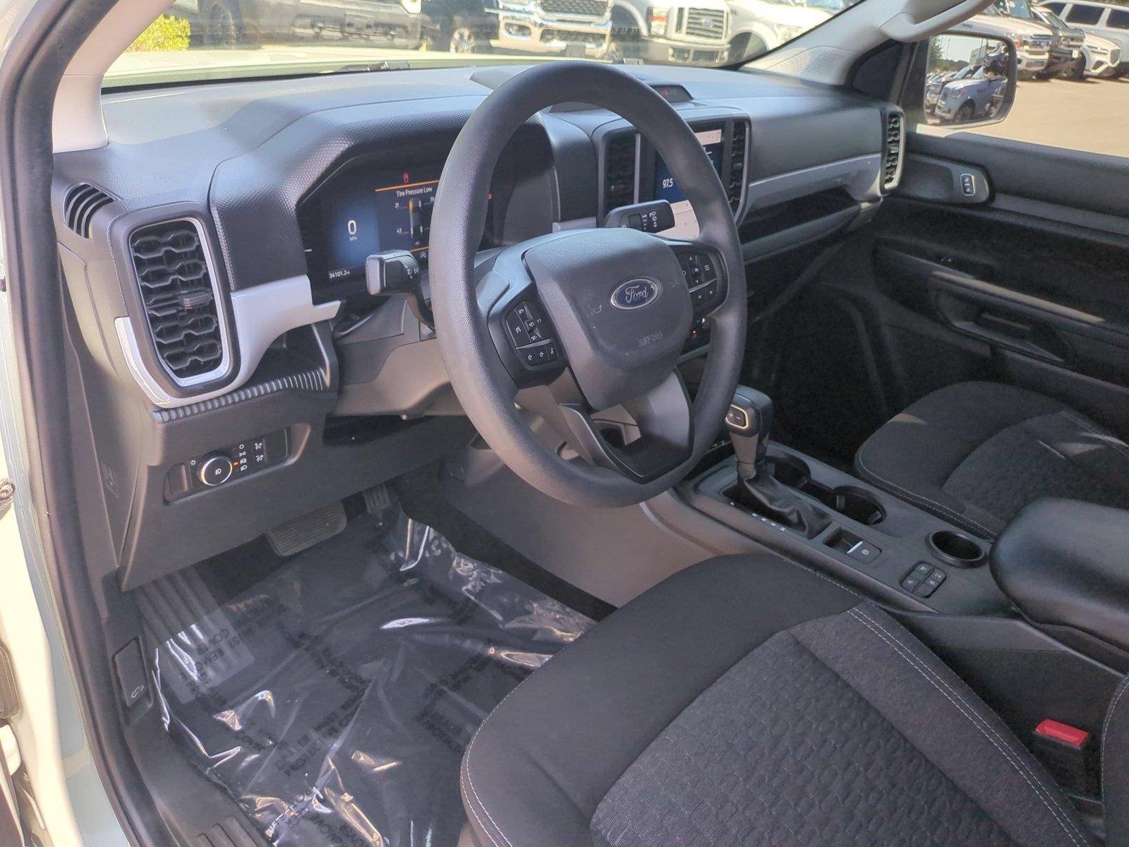 Used 2024 Cactus Gray Ford XL image 19
