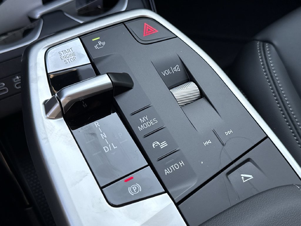New 2027 Silver Metallic BMW xDrive28i image 20