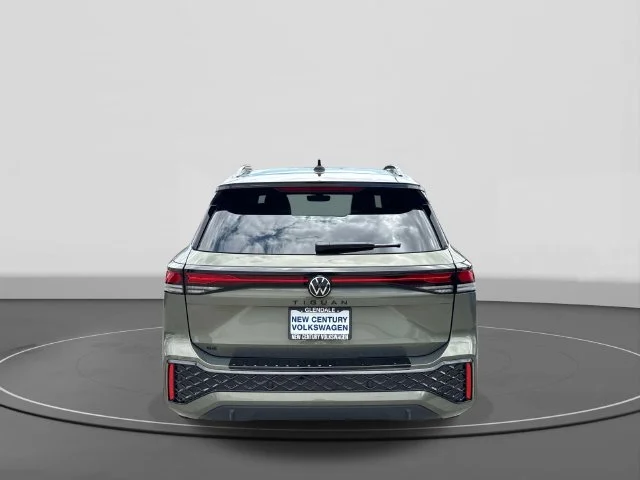 2026 Volkswagen Tiguan photo 4