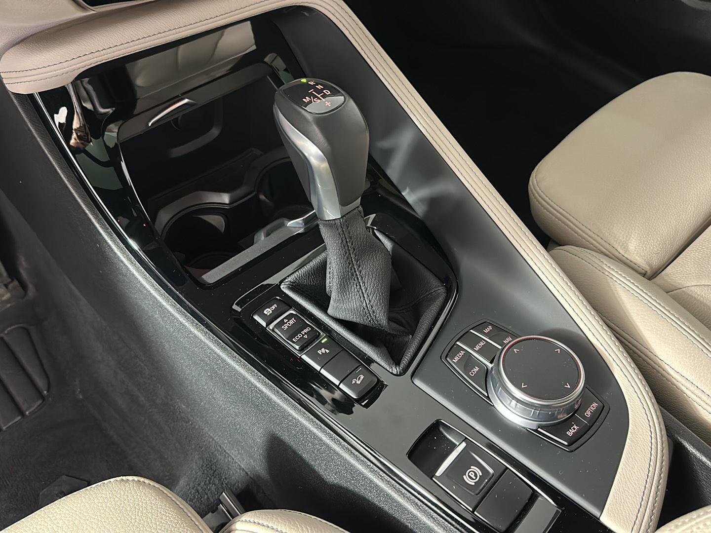 Used 2018 Black Sapphire Metallic BMW xDrive28i image 23