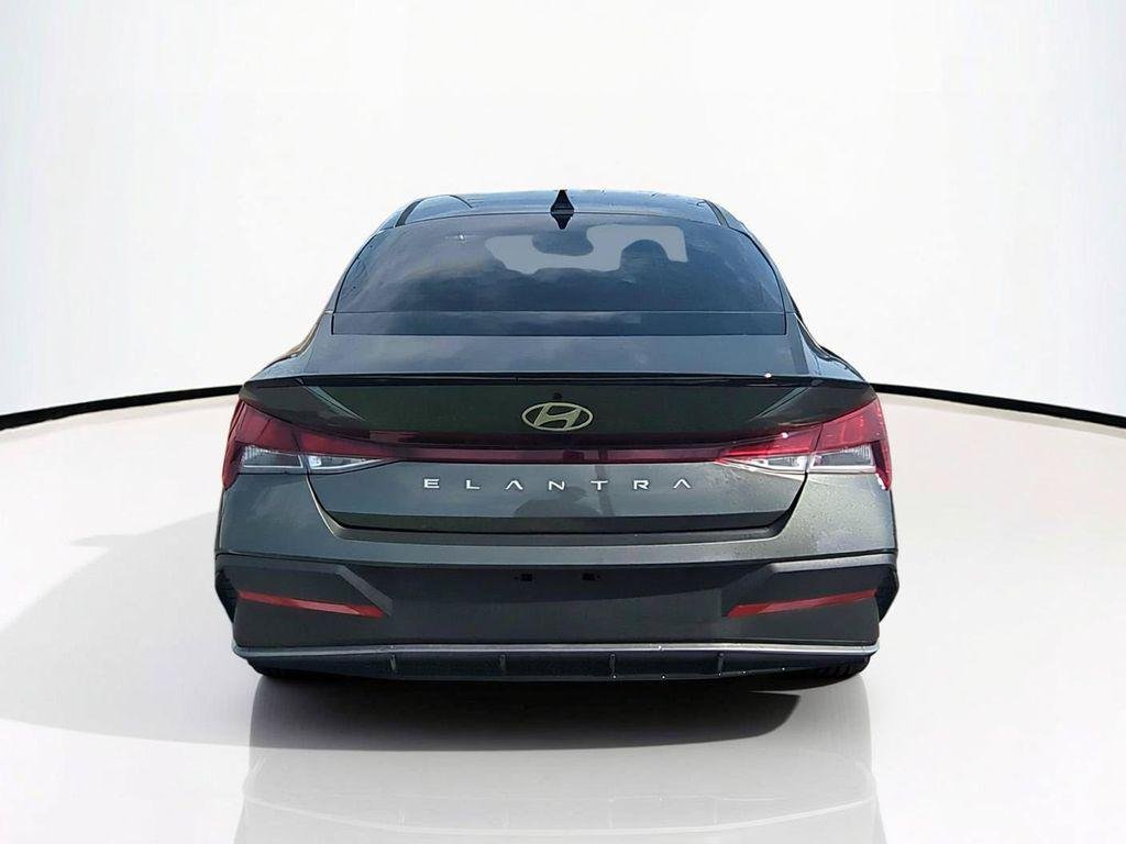 New 2026 Gray Hyundai SEL Sport Plus image 6