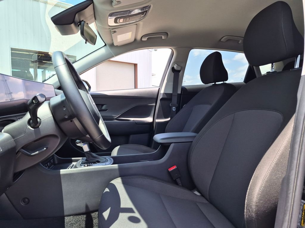 Used 2026 Black Hyundai SEL Sport image 11