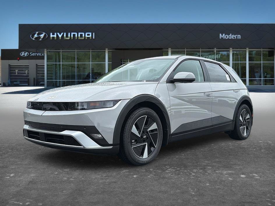 New 2026 Cyber Gray Hyundai SEL image 1
