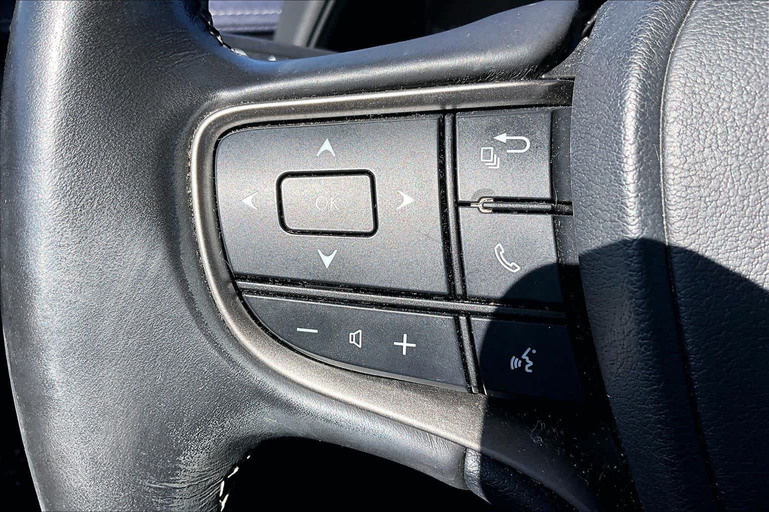 Used 2019 Eminent White Pearl Lexus Luxury image 24