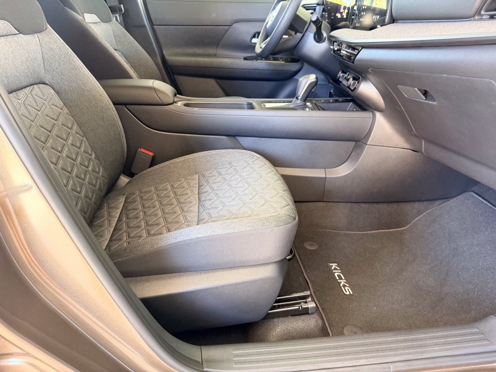 Used 2026 Brown Nissan SV image 37