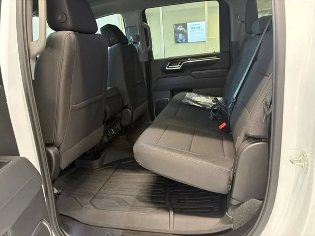 New 2026 Summit White GMC SLE image 21