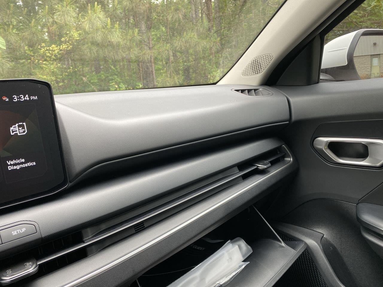 New 2026 Snow White Pearl Kia LXS image 39