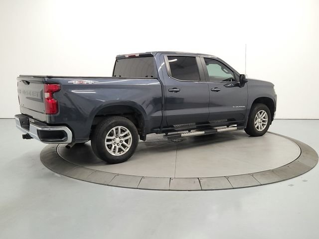 Used 2021 Gray Chevrolet LT image 9