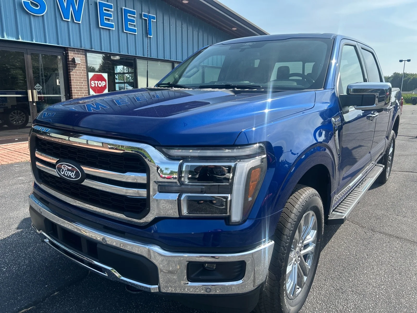 New 2026 Argon Blue Metallic Ford LARIAT image 2