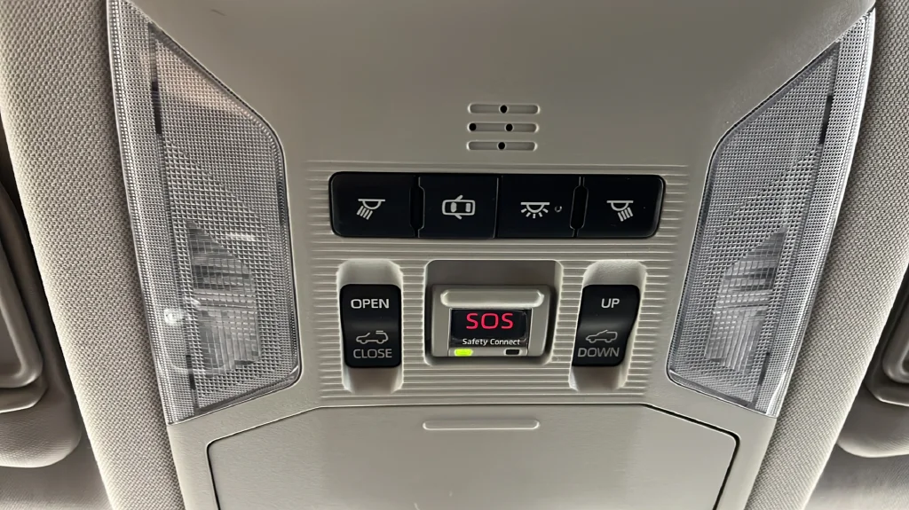 2019 Toyota RAV4 XLE Premium - Photo 32