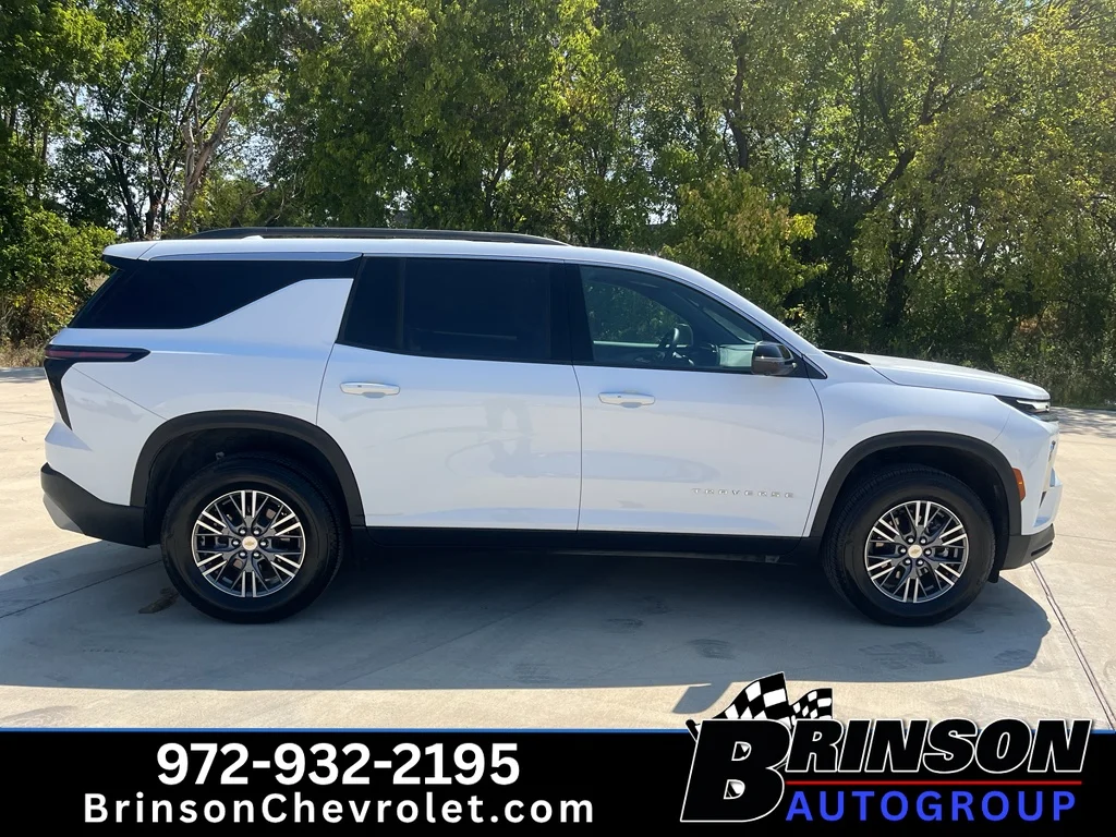 Used 2026 Summit White Chevrolet LT image 7
